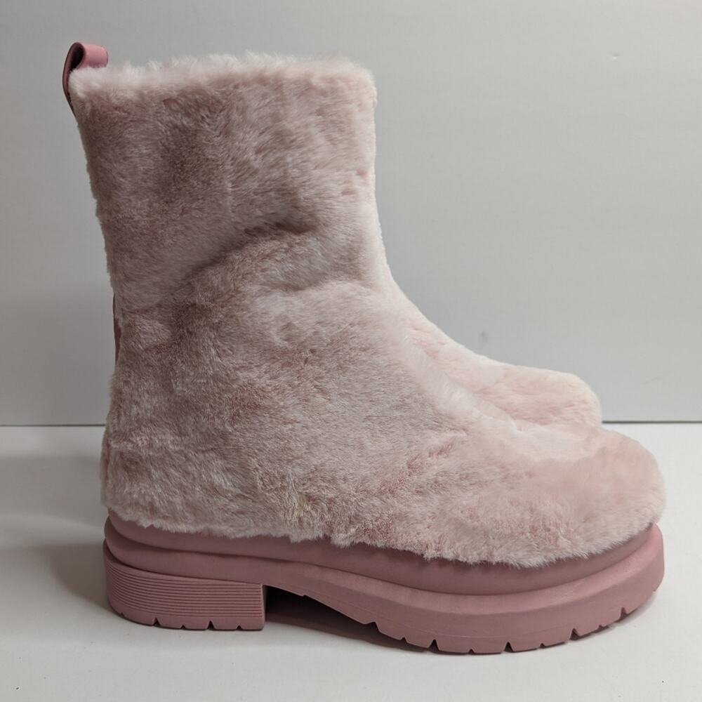 JW Anderson Ecofur Ankle Boots in Pale Pink | Size 40 - Picture 5 of 10